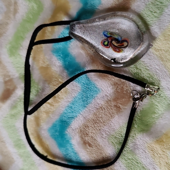 5. PmMade in Italy Murano Glass Necklace on Leather Cord - Picture 2 of 4